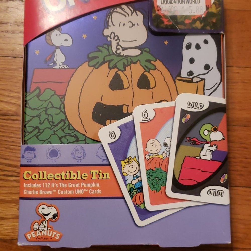 Peanuts UNO collectible Tin BNIB